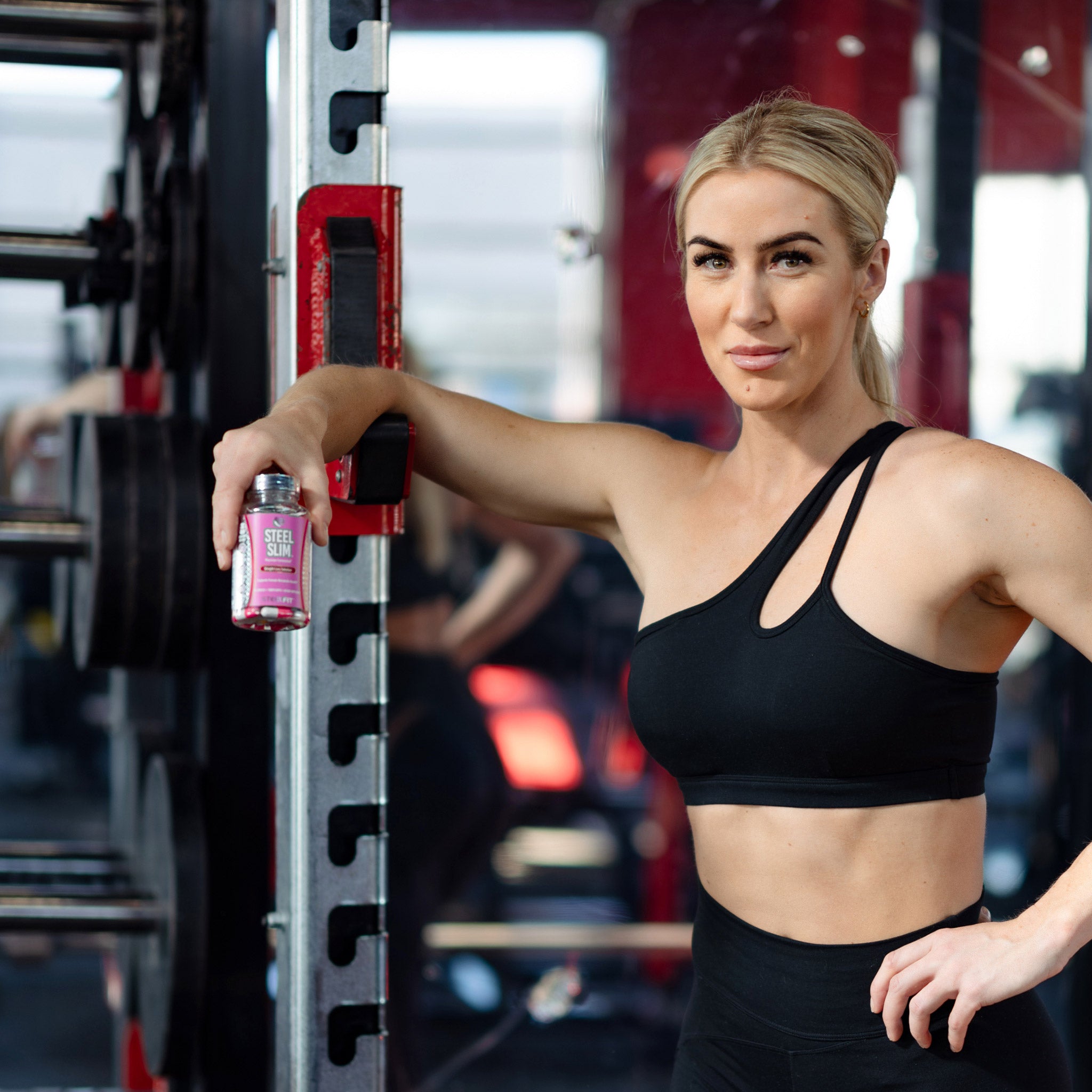 woman with Steel Slim fat burner